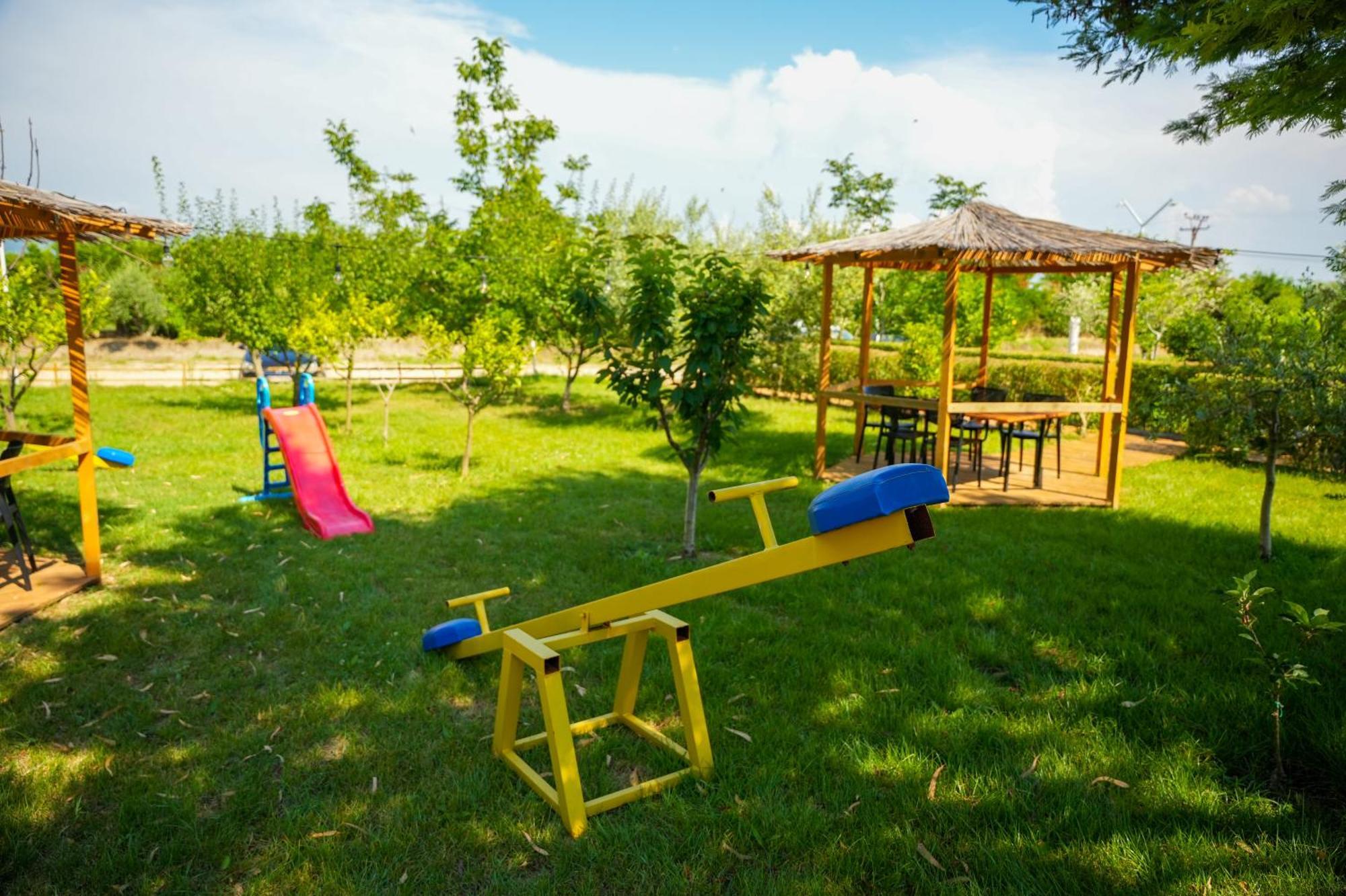 Hotel Paradise Laguna Vain Lezhë